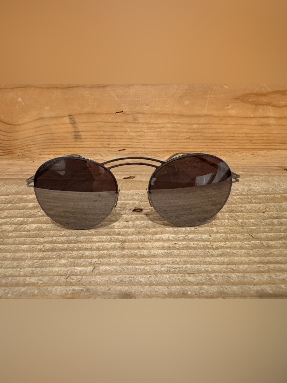 Round Metal Frame Sunglasses - Black Lenses